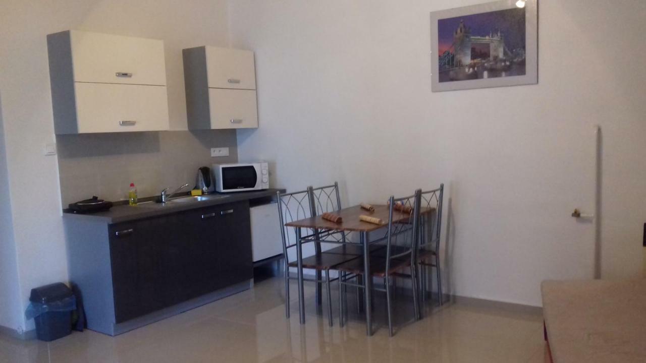 Apartman Silver Zadiel Buitenkant foto